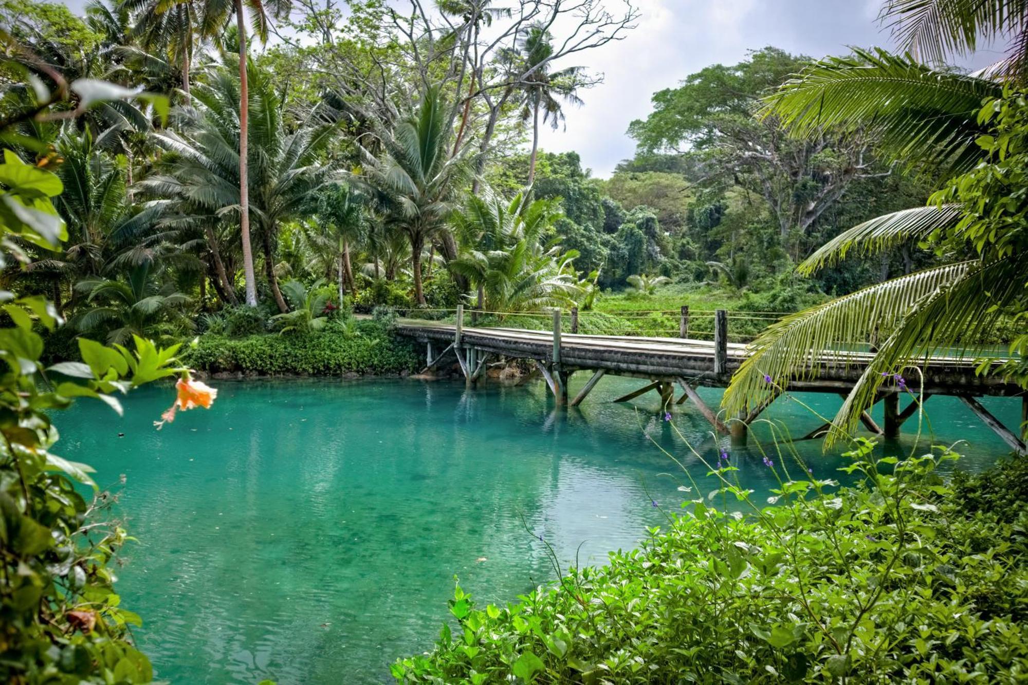 סאבוסאבו Savasi Island Resort מראה חיצוני תמונה