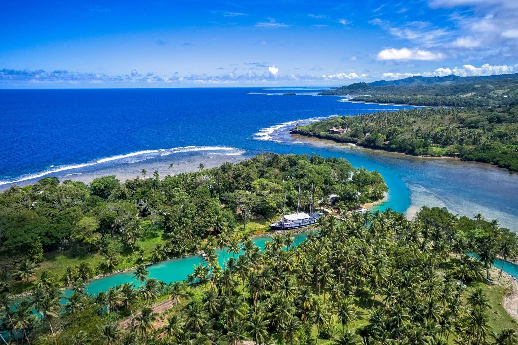 סאבוסאבו Savasi Island Resort מראה חיצוני תמונה